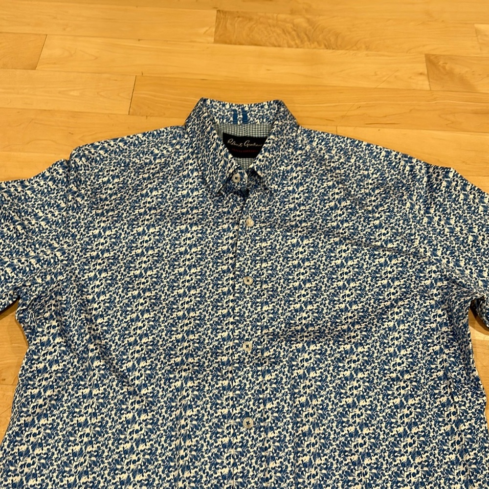Robert Graham Tailored Fit Short Sleeve Button Down Shirt